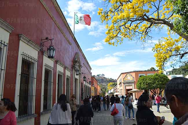 plaza principal del pueblo magico de tequila jalisco
